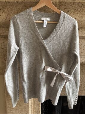 Women's Light Gray Sweater. Lambs wool and rabbit fur